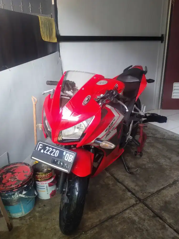 Honda cbr 150 old