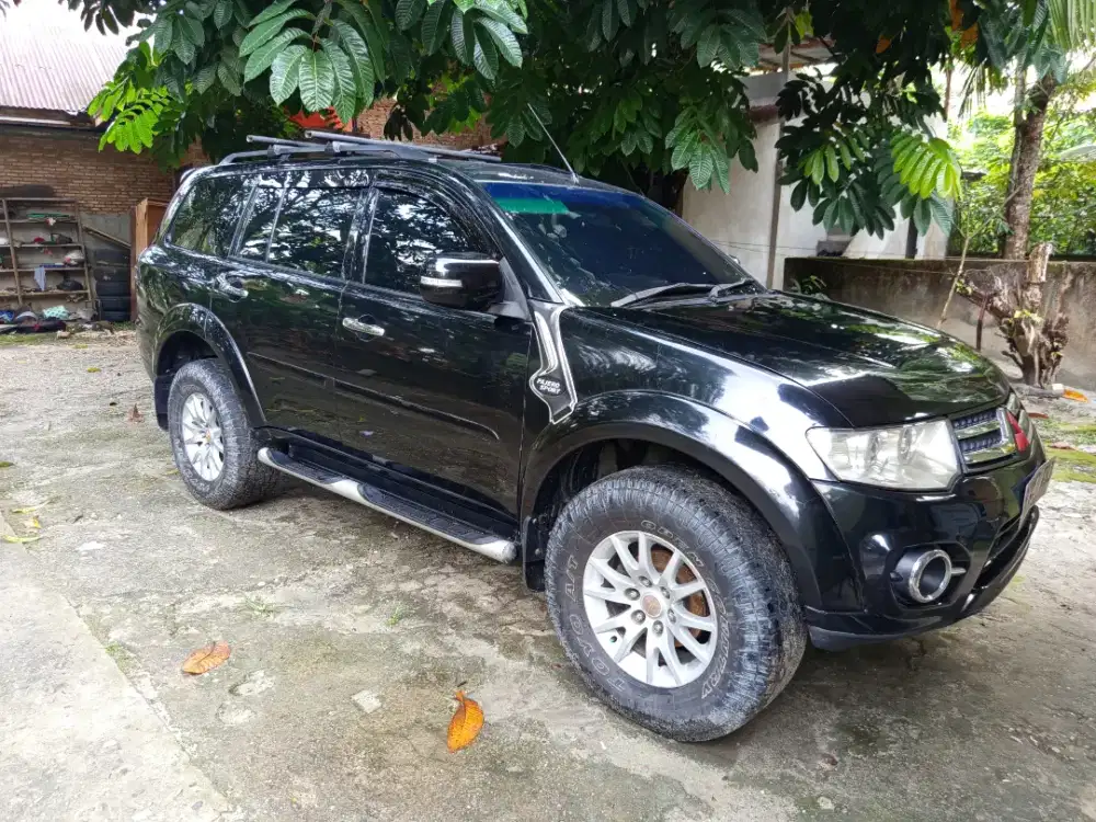 Dijual pajero sport exceed matic 2011