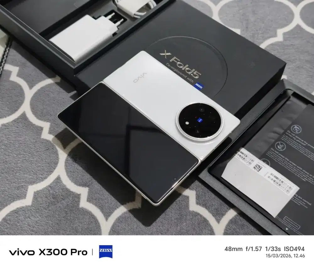 Vivo X Fold 5 16/512GB, Fullset Original, Garansi resmi aktif