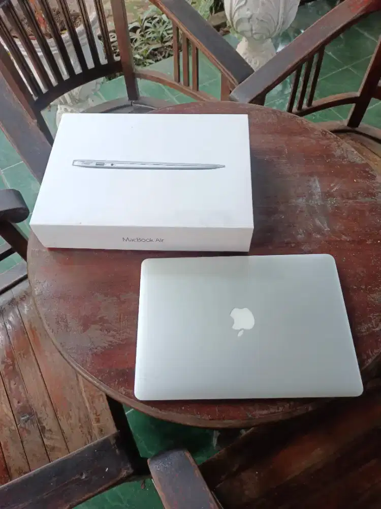Macbook Air 13inch 2015 ibox fulset mulus nominus batre baru cc 0 NETT