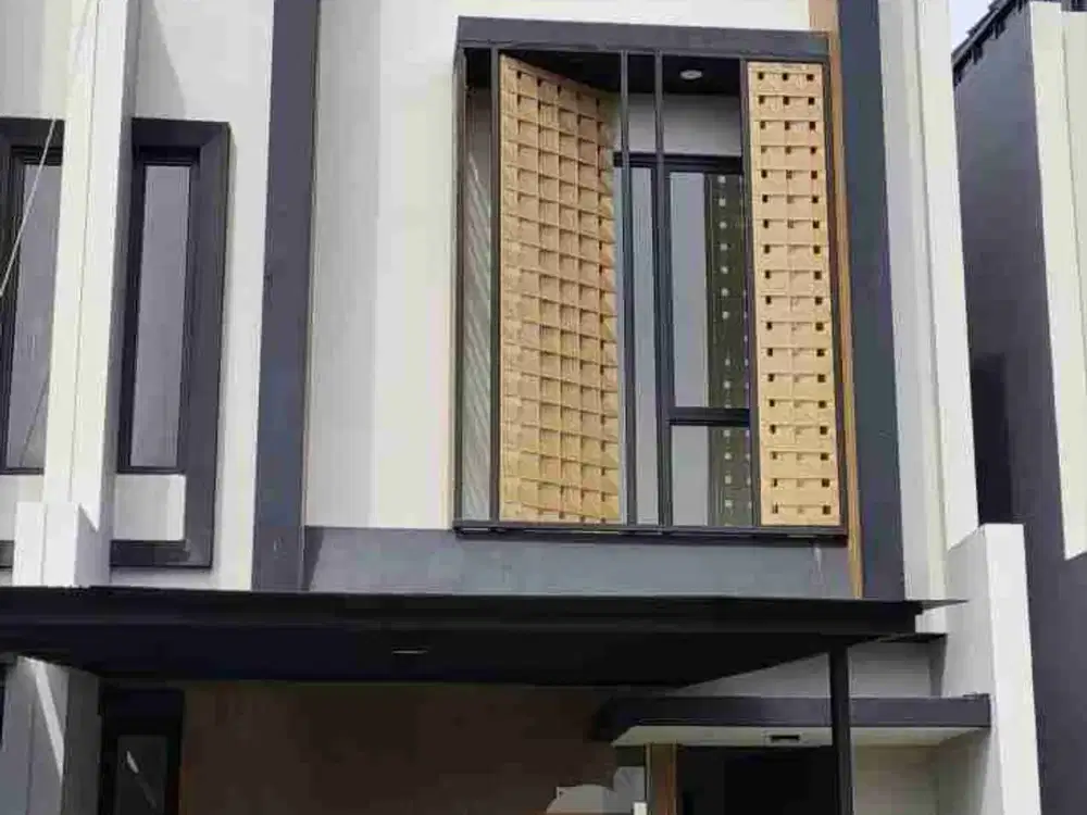 Disewakan rumah baru ada attic room cluster mahakam