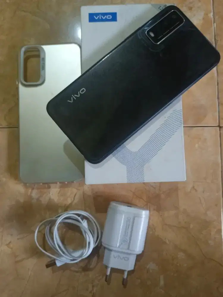 Jual Vivo Y20s ram8/128 lengkap lecet dipojok
Bisa tt hp lain