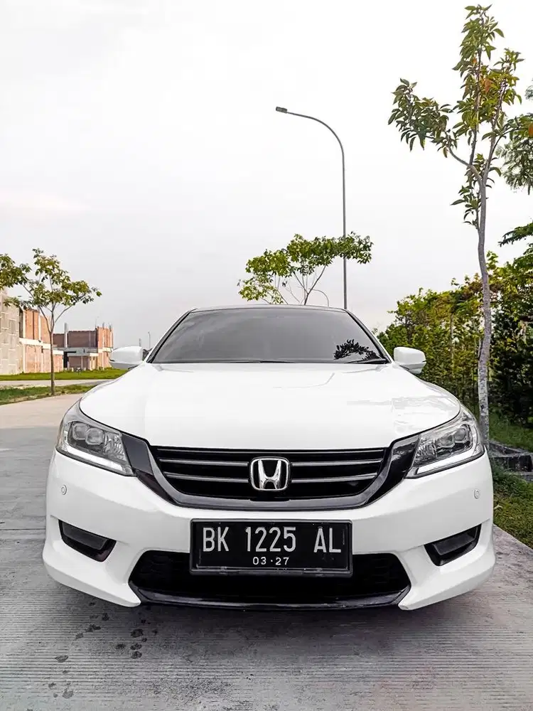Honda Accord 2.4 VTIL 2013 A/T