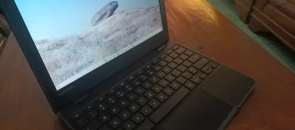 DIJUAL MURAH – Laptop Lenovo Mulus Jarang Pakai