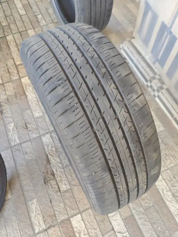 Jual CEPAT Ban bekas mobil 185/60 R15 Bridgestone Turanza