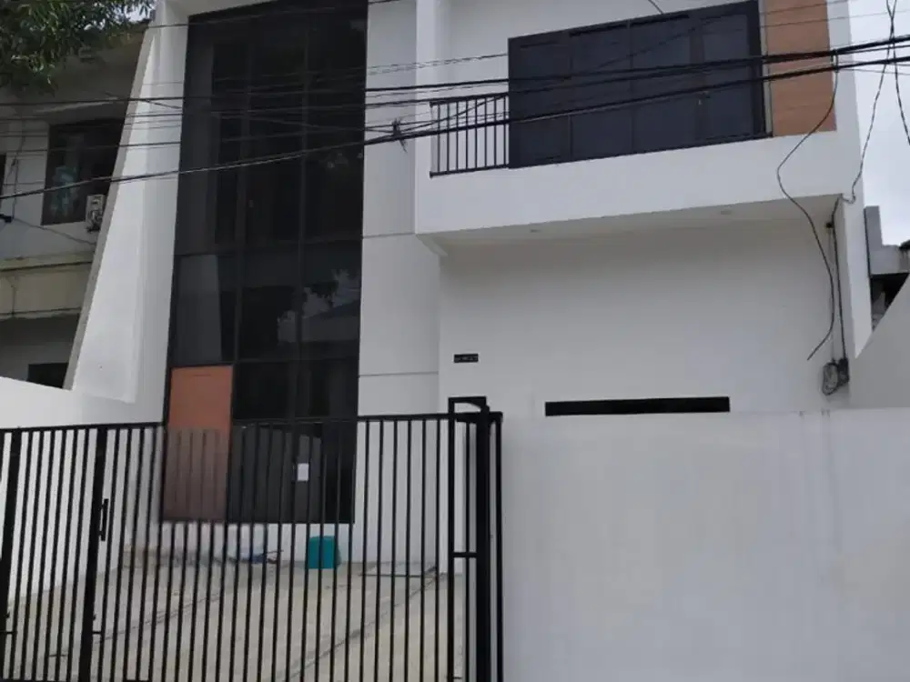 Hunian Minimalis Modern 2 Lantai SHM di Cengkir Timur