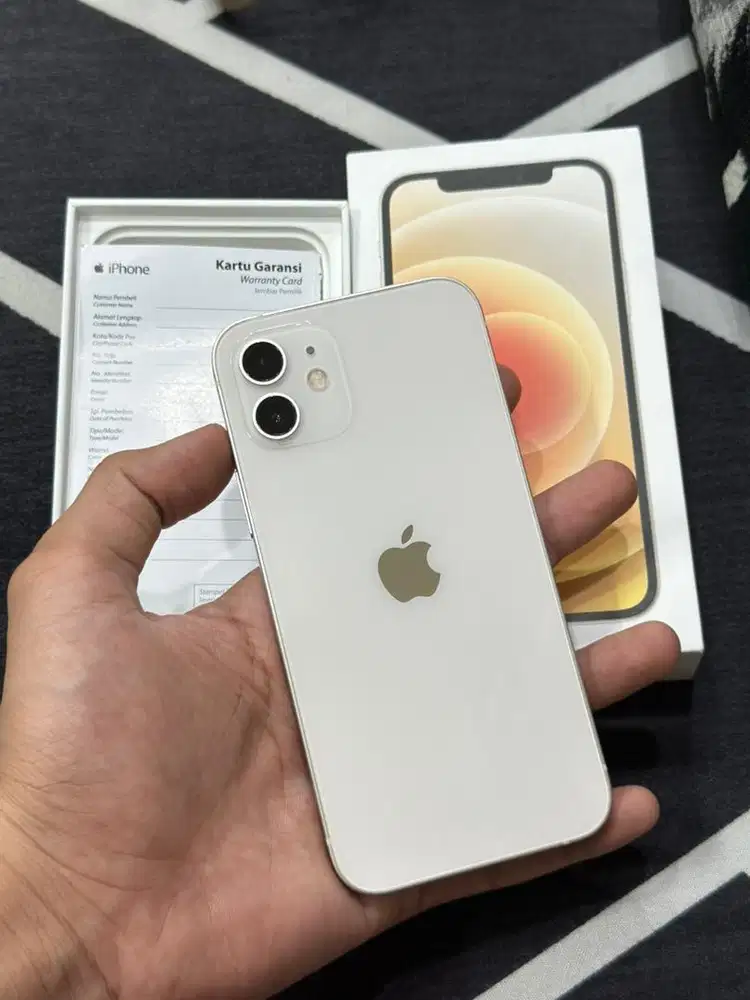 iPhone 12 64Gb iBox
