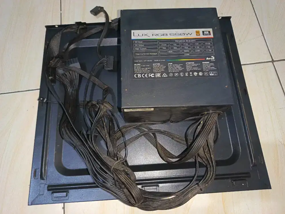 PSU AEROCOOL LUX RGB 550W 80+ BRONZE