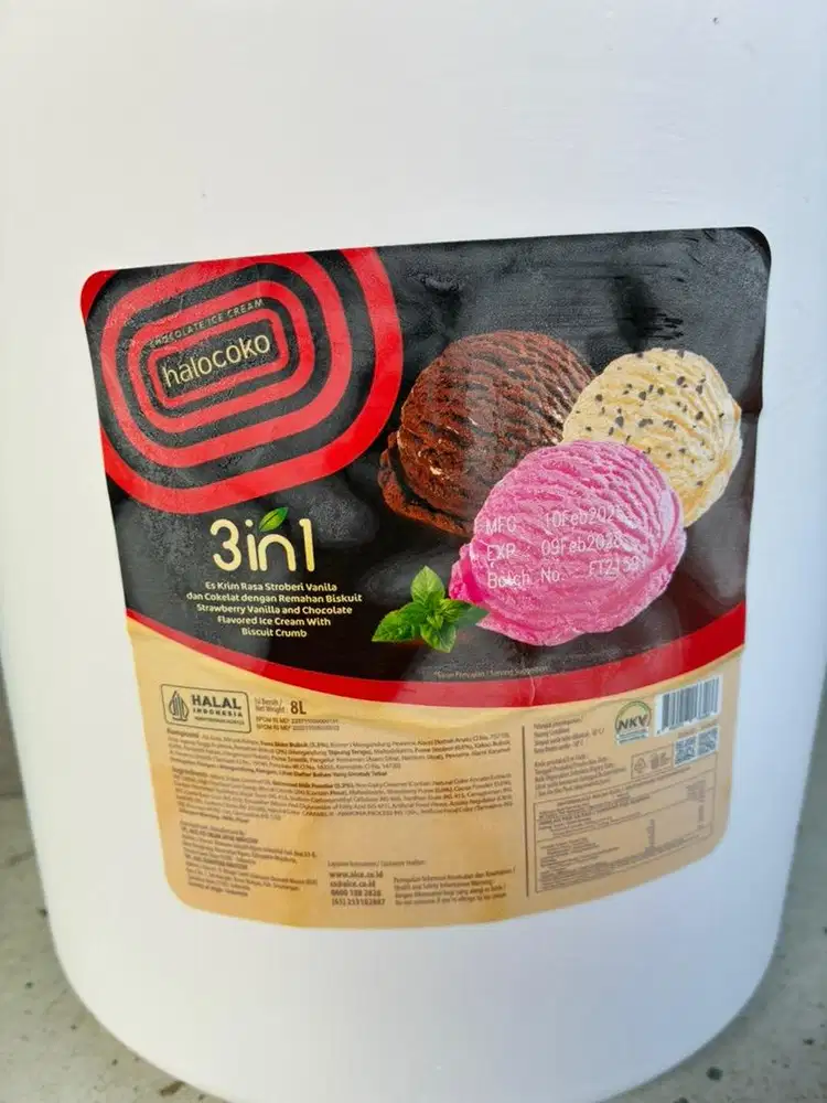 Es Krim Ice Cream Ember Emberan 8 liter Aice Halocoko 3 Rasa 3 in 1