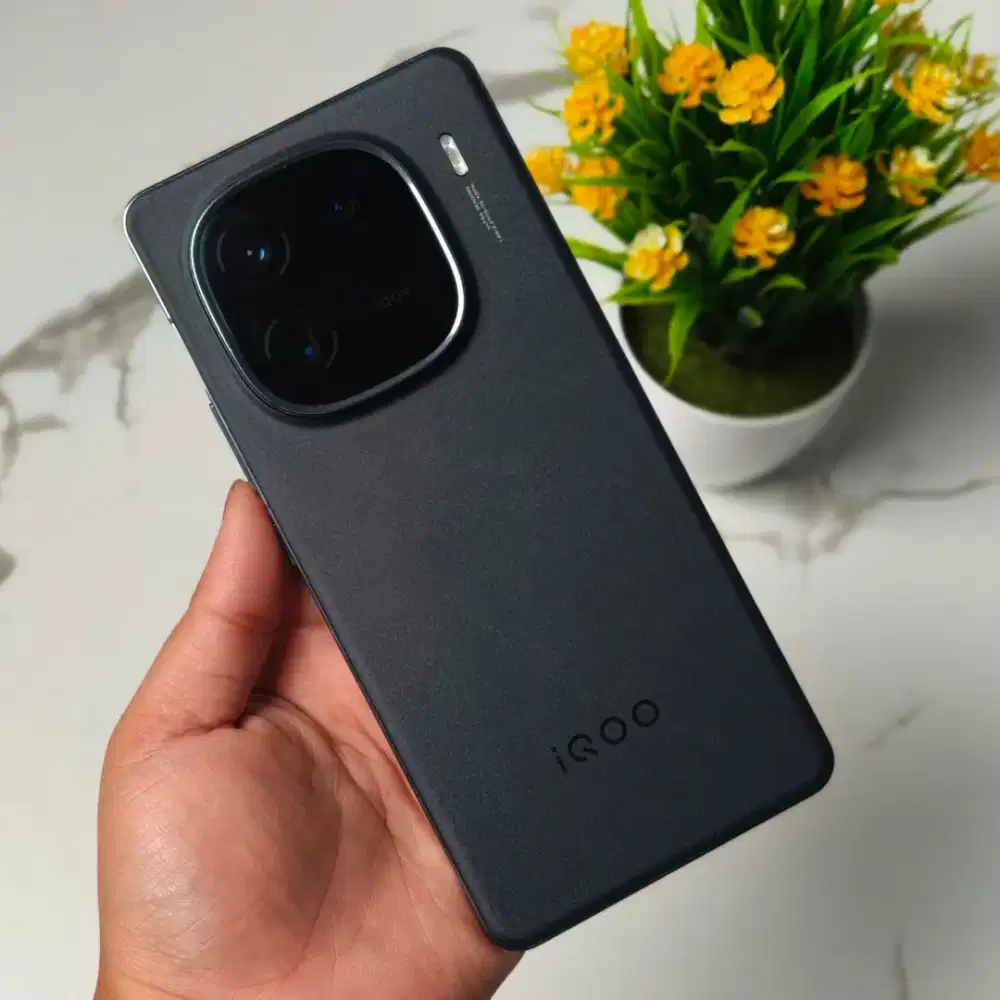 iqoo 12 16/512GB resmi Indonesia