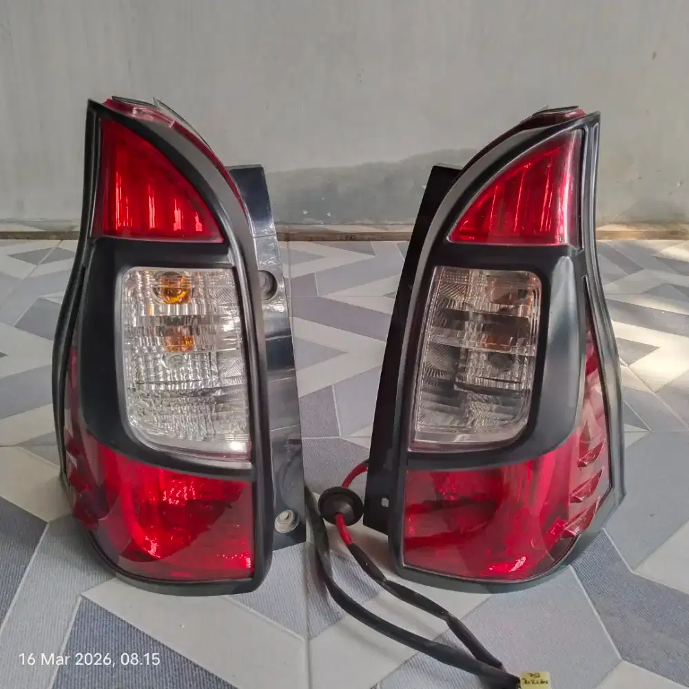 Stop lamp avanza 2017
