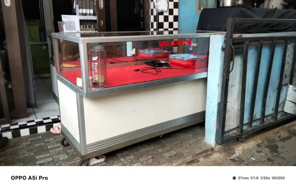 djual etalase counter