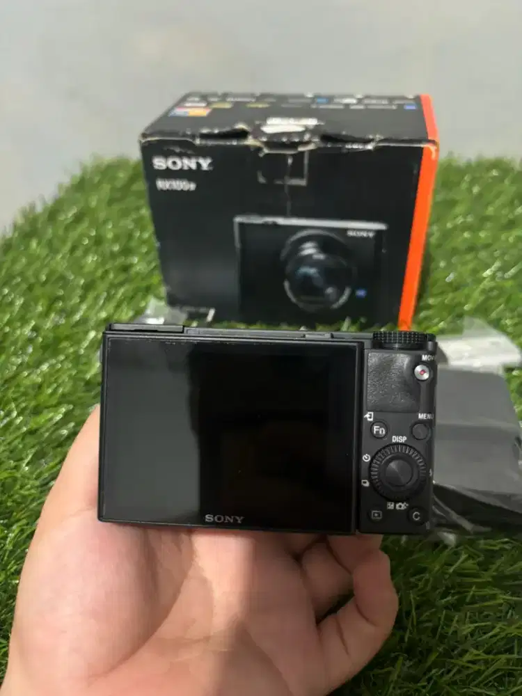 SONY RX100 MARK IV (4)