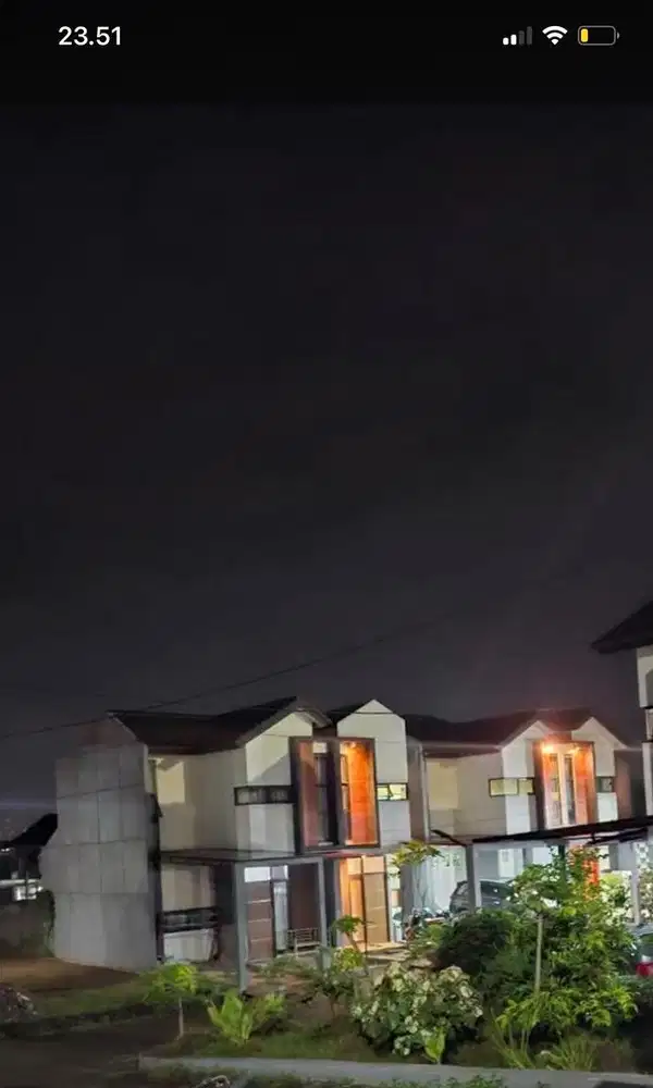 Jual rumah komplek visita town house