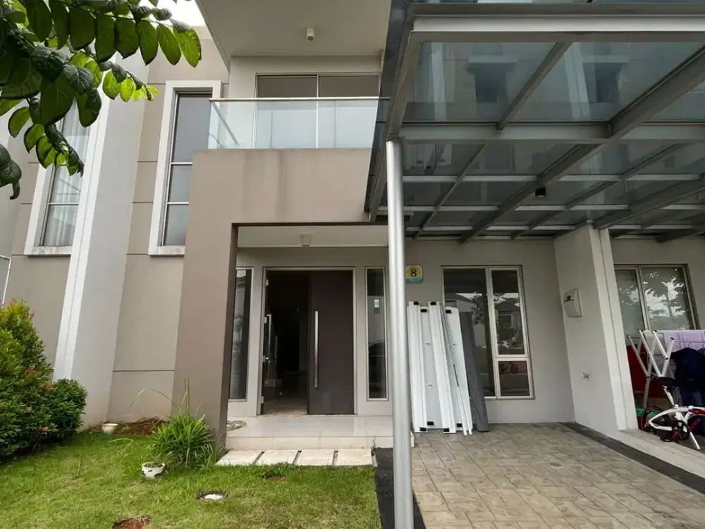 Rumah Golf Island PIK Ukuran 8x12,5 Jarang Ada Kosongan Ada AC