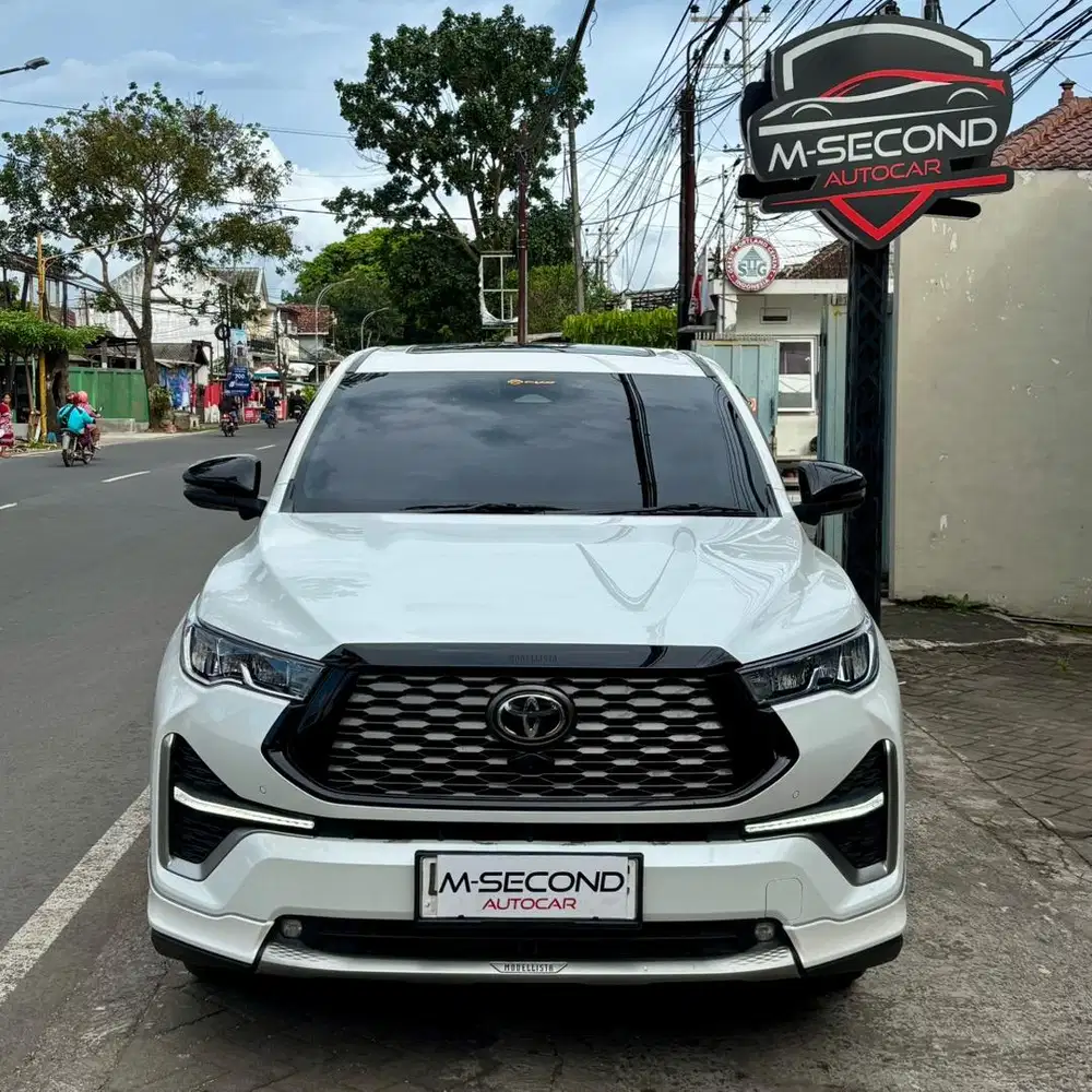 Toyota Innova zenix Q HV Tss Modelista 2022