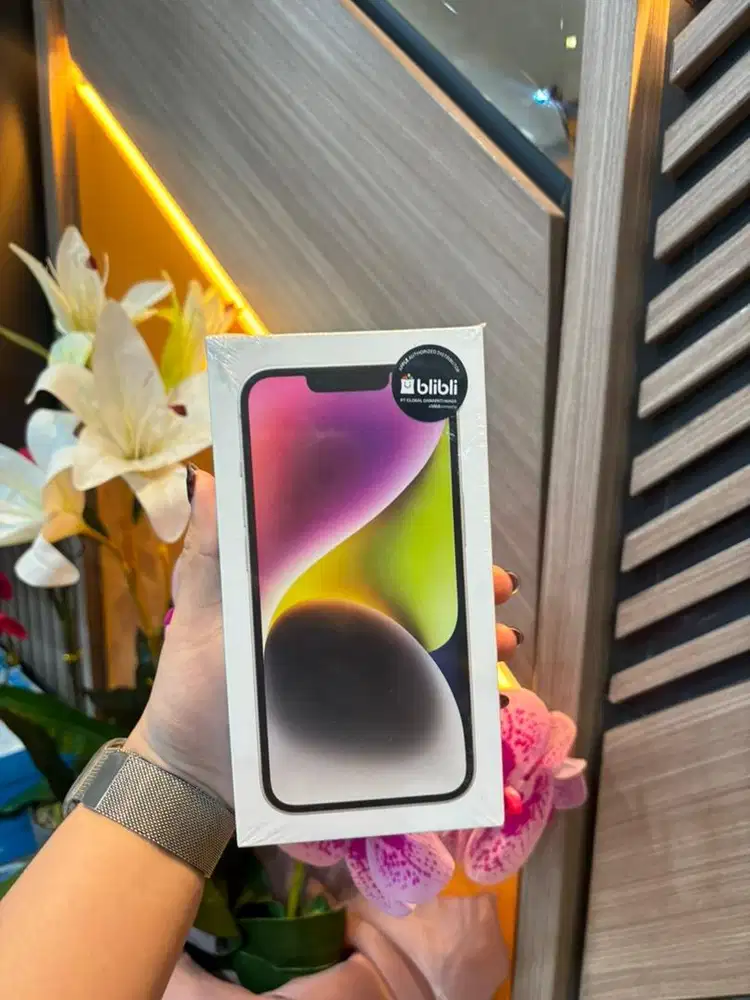 Ip 14 128 starlight new