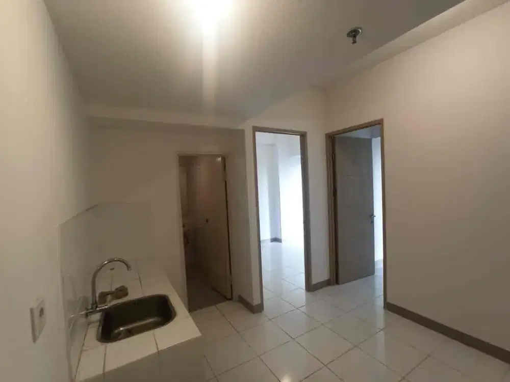 DISEWAKAN APARTEMEN MURAH TOKYO RIVERSIDE PIK 2 TIPE 2 BEDROOM KOSONGAN AC