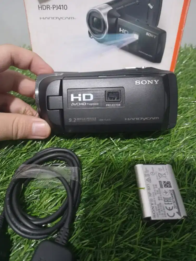 HANDYCAM SONY PJ410