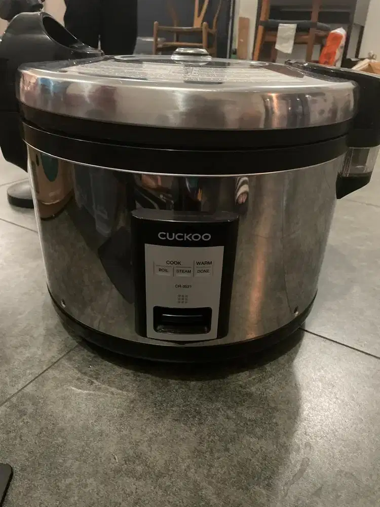 Rice cooker second jumbo merk cuckoo