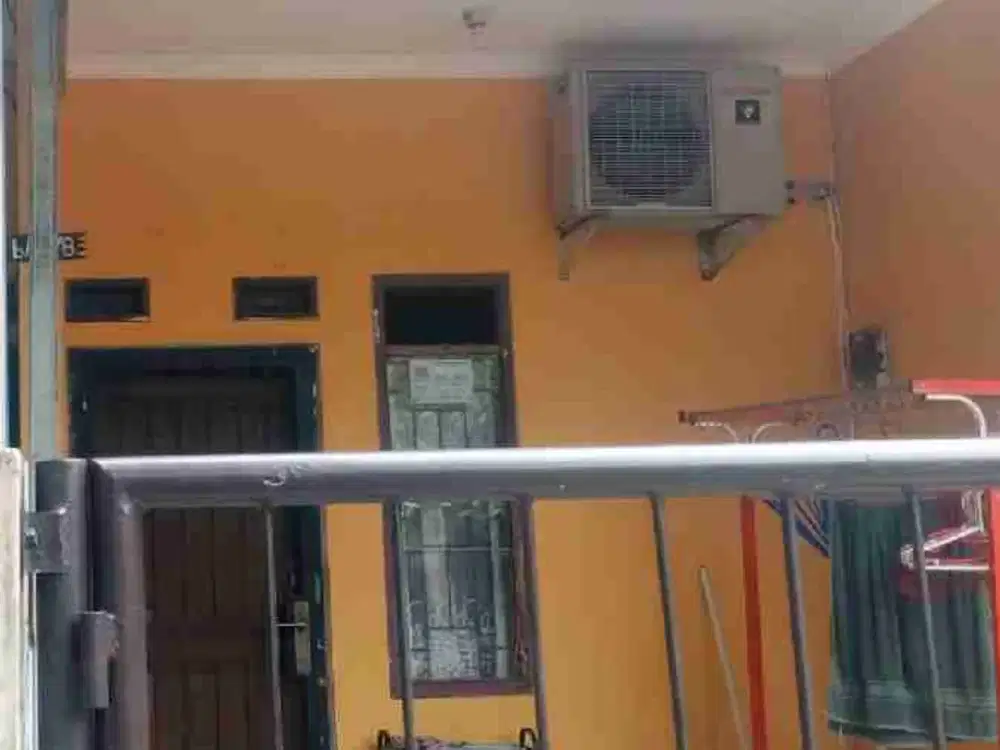 Sewa tahunan rumah dasana indah blok BA5 no 8