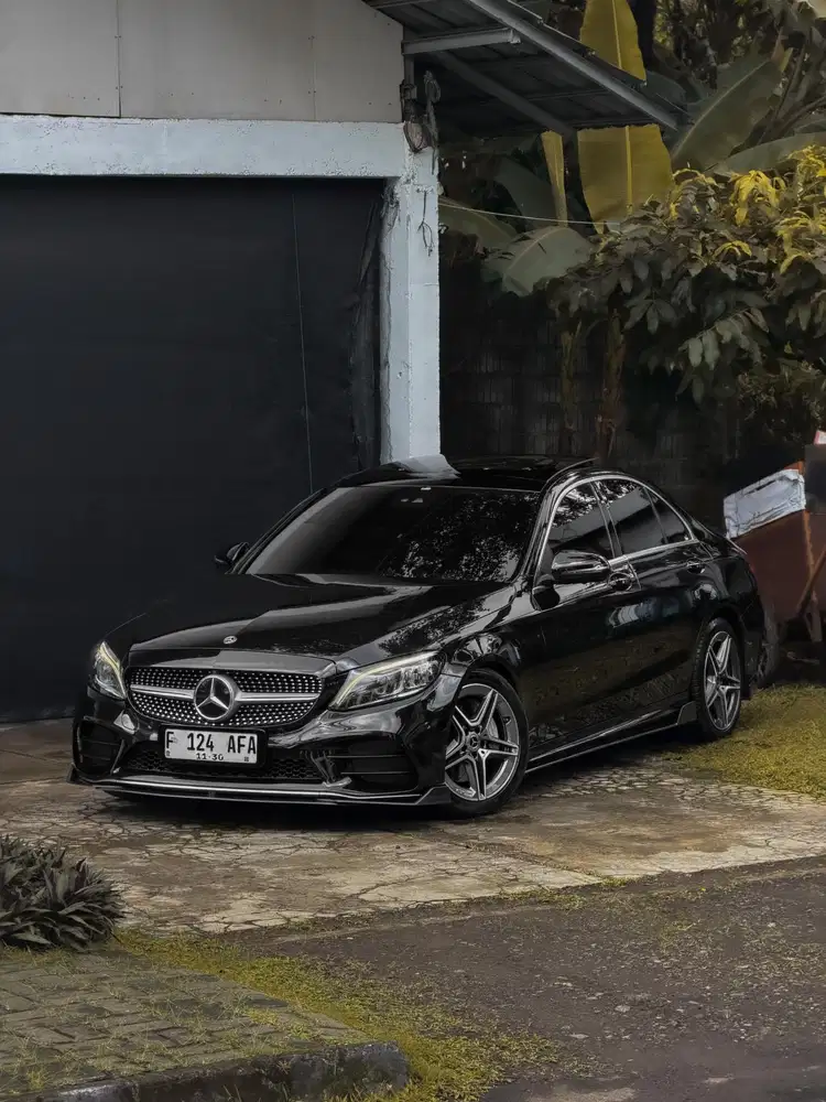 [CASH] Mercedes Benz Mercy C300 2019 Termurah