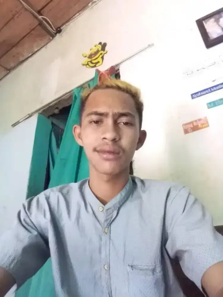 Cari kerjaan apa aja berat ringan siap halal haram juga siap