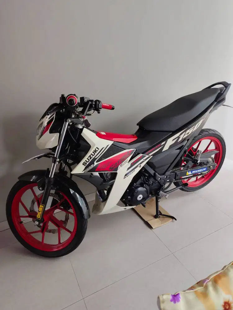 Suzuki Satria injeksi F150
