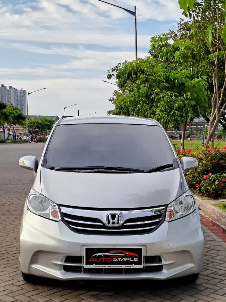 [ANTIK KM 20RB]Honda Freed 1.5 SD AT 2013 Freed 2013 Freed 2014 Freed