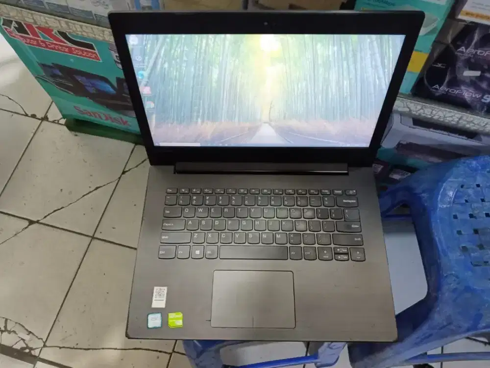 Lenovo IdeaPad 320 Slim