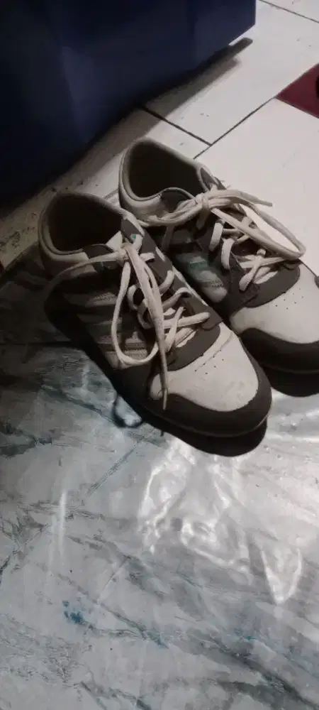 Sepatu running power orijinal no 38/39