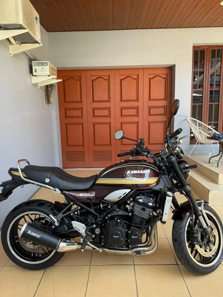 Kawasaki Z900RS 2025