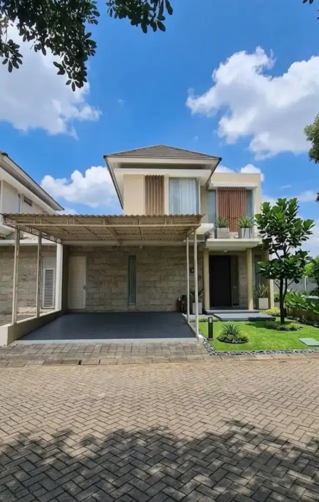 Rumah Citraland Utara Surabaya Barat Sangat Istimewa