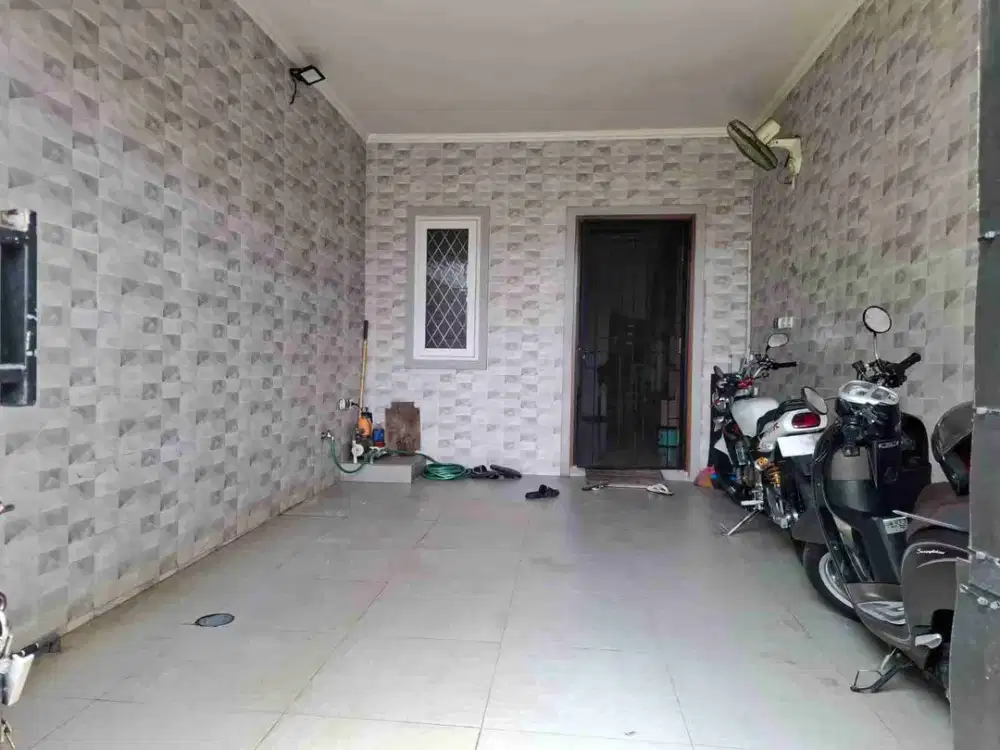 Rumah compact 2 lantai, Budi Indah