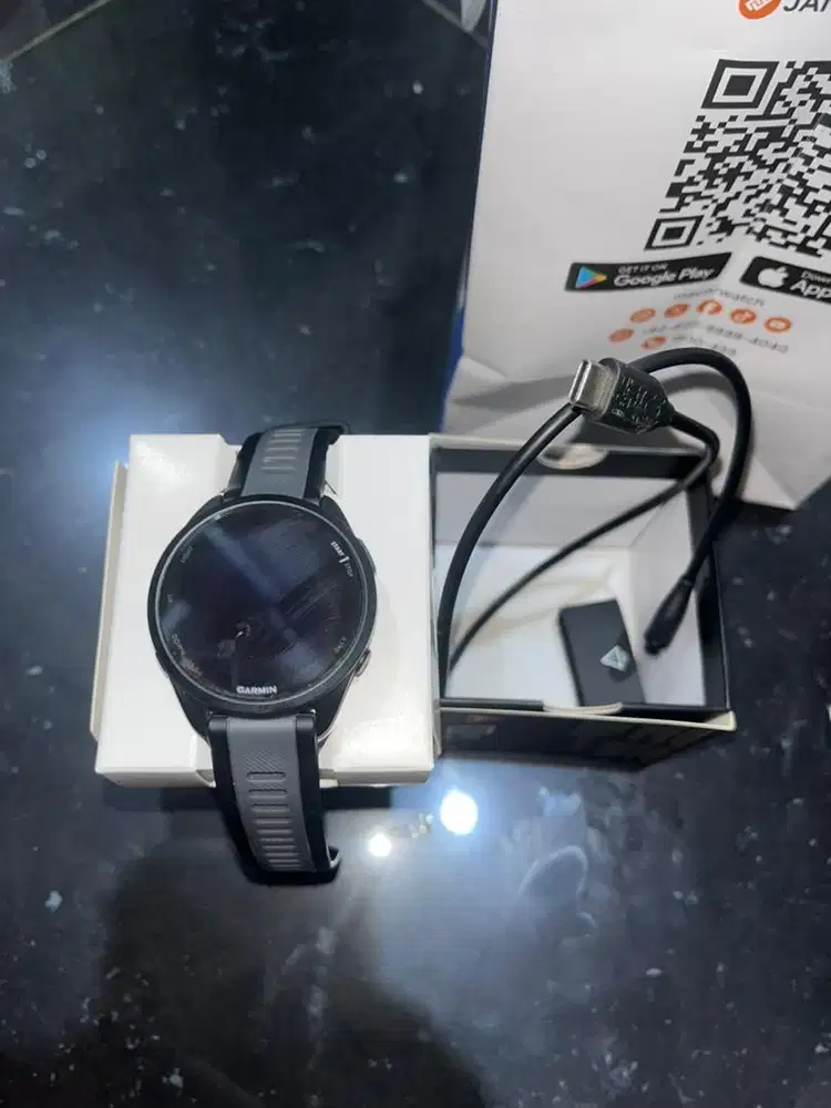 JAM TANGAN GARMIN FR165 non music