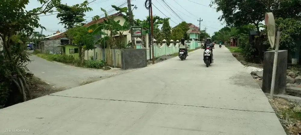 Dijual tempat lokasi strategis,di jl rya desa kedung wungu-kota gubug.