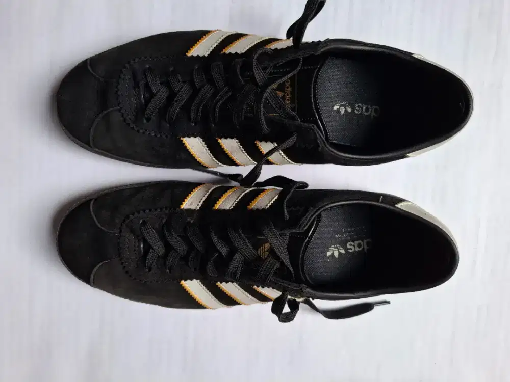 Sepatu adidas Walmo slip on premium