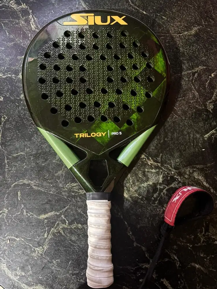 SIUX TRILOGY PRO 5 2026 / Raket Padel