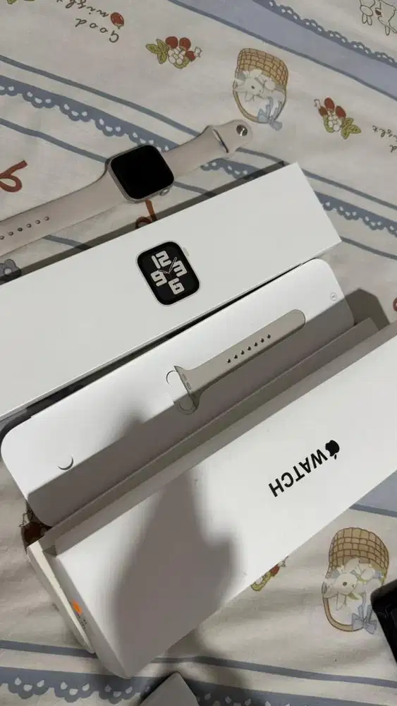 Dijual iwatch apple SE (gen2)