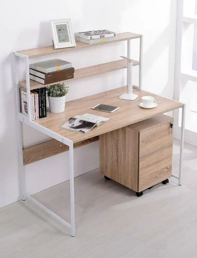 Meja kerja meja direktur meja kantor meja staff