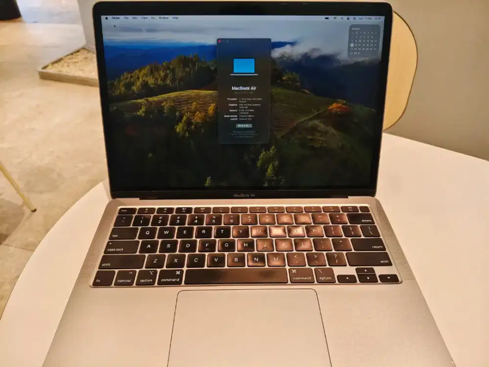 DI JUAL CEPAT.  - Macbook Air 2020 i3
-