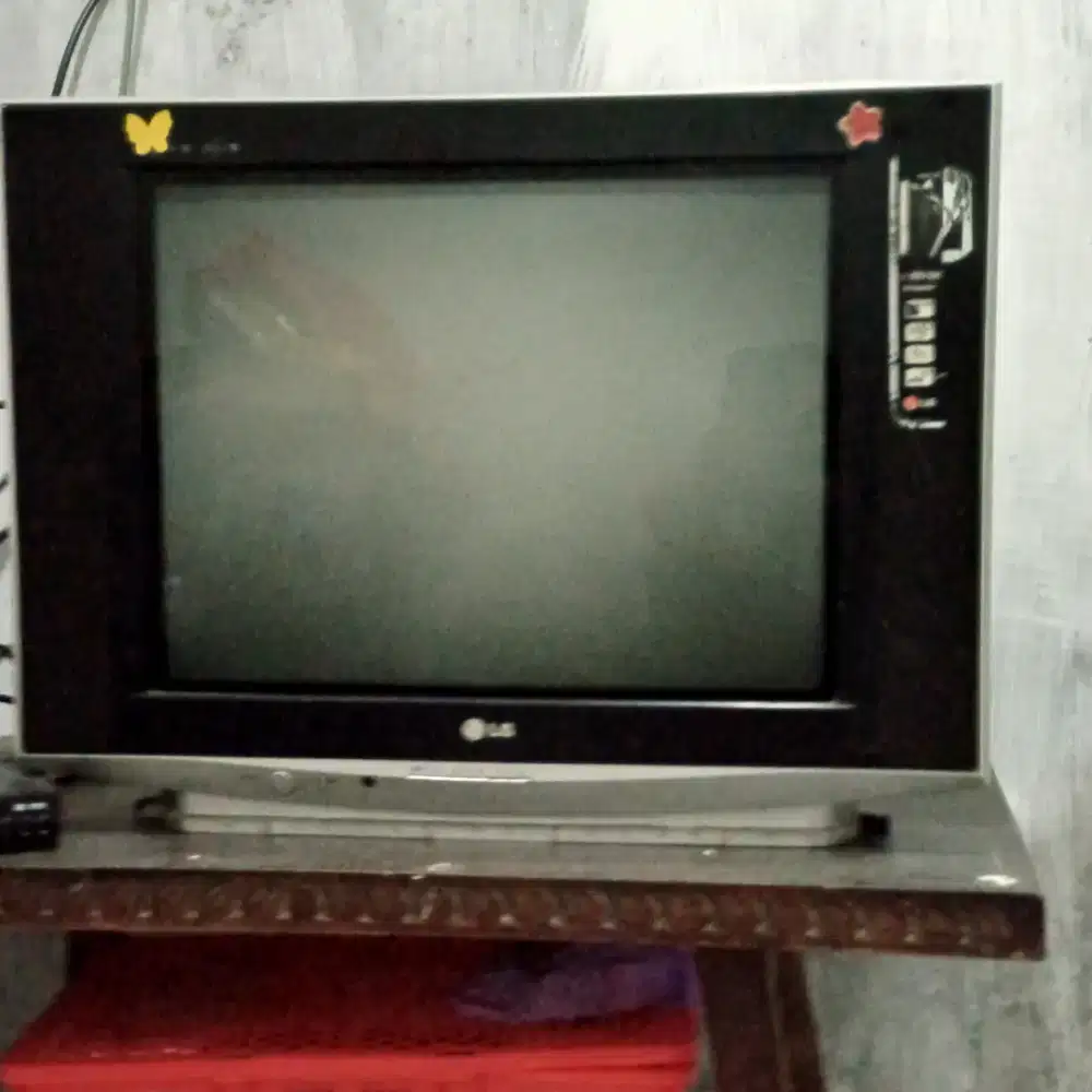 TV TABUNG LG 21inc