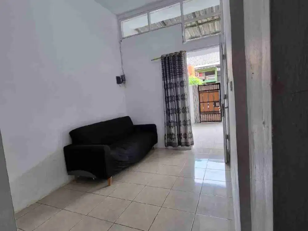 Rumah cluster mutiara Kencana, Cipondoh