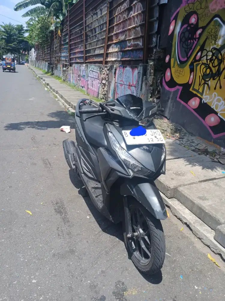 HONDA VARIO 150 eSP ISS pjk pjng  DI GNG SAHARI ANCOL