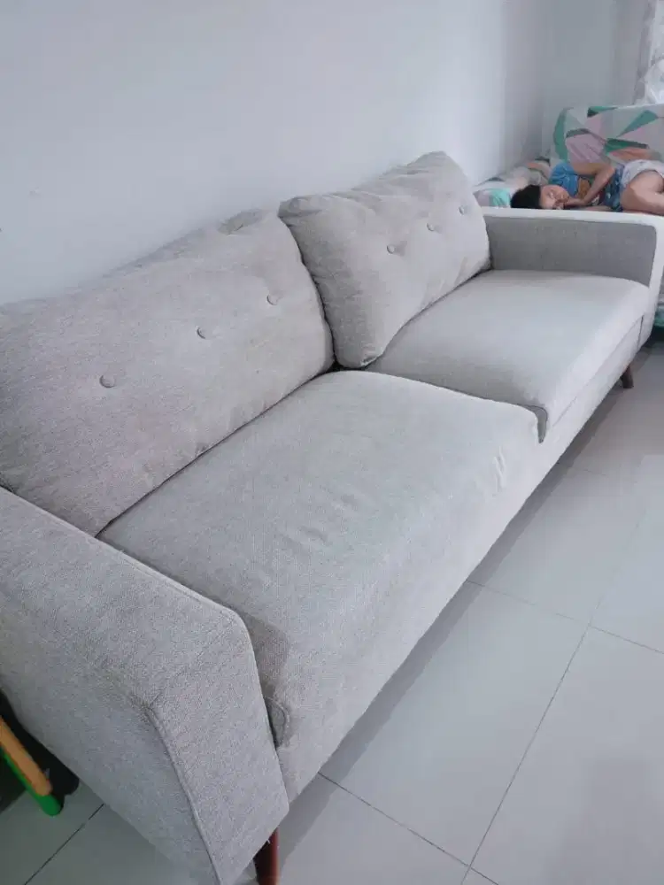 Sofa Informa 3 seat dan 2 seat mulus seperti baru