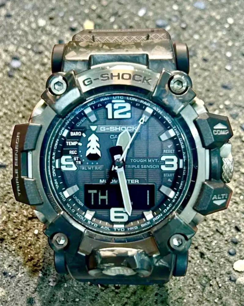 Gshock GWG 2000 Like New