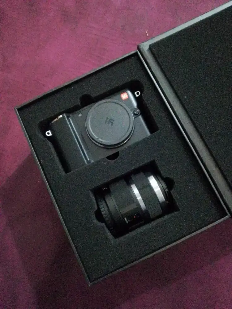DIJUAL CEPAT – Xiaomi Yi M1 Mirrorless Like New