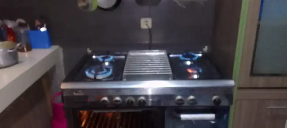 jasa SERVICE KOMPOR GAS panggilan