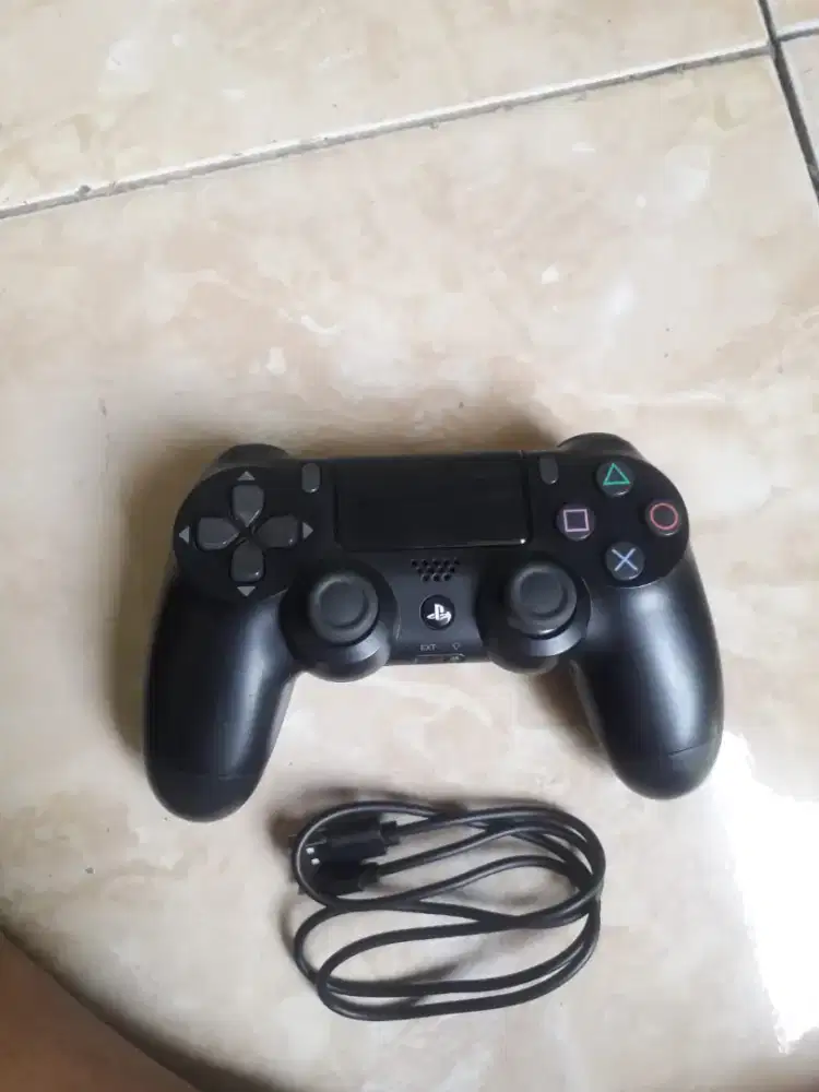 Stik PS4 light bar Ori mesin normal mulus tangerang kota