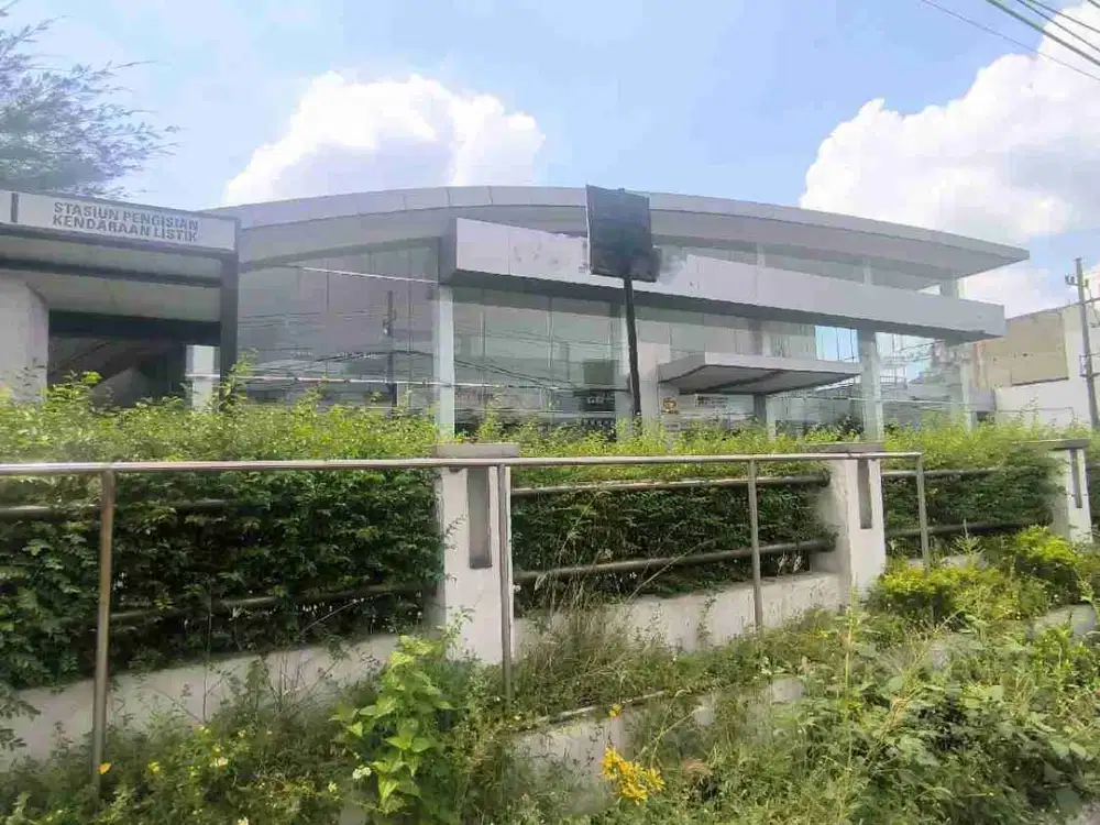 DIJUAL CEPAT BANGUNAN KOMERSIL EX SHOWROOM RAYA TAMAN SIDOARJO JAWA TIMUR